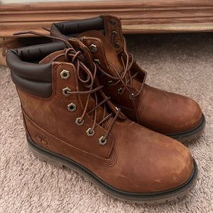 Timberlands - Waterville 6 in waterproof boot. Brown.
